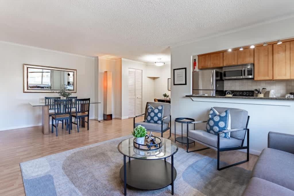 Vibrant Downtown, King Bed, Work Desk & Kitchen Villa Seattle Exterior foto